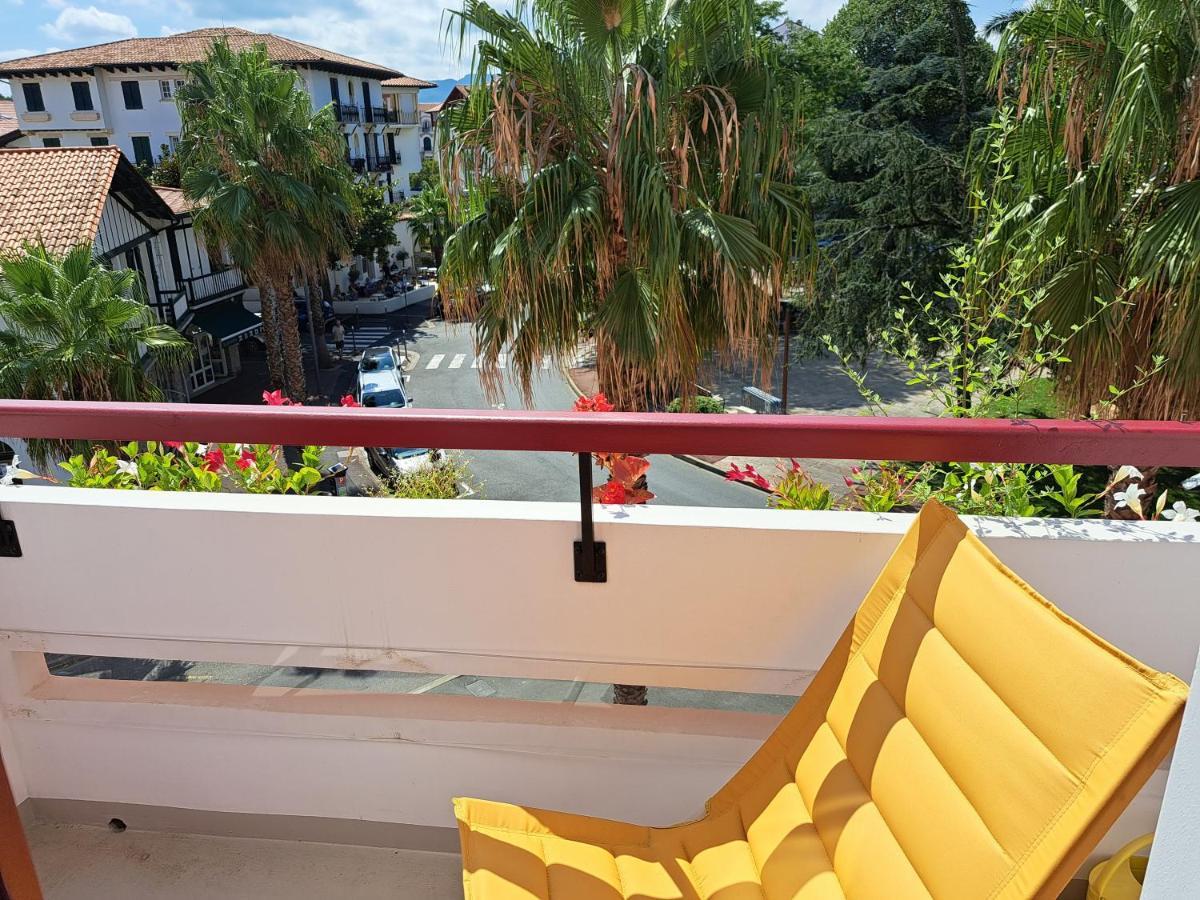 Superbe Appartement T3 Au Centre Plage .Parking Hendaye Exterior foto